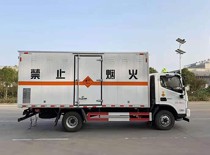 溪湖爆破器材运输车