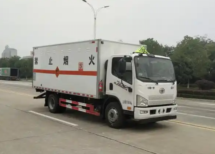 溪湖爆破器材运输车可以上高速吗？